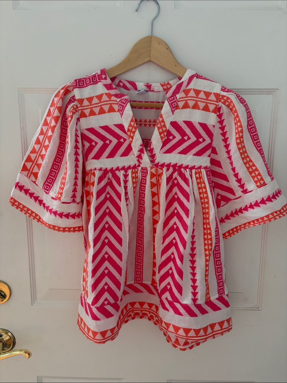 Old Navy Short Sleeve Jacquard Geometric Print Blouse S Pink Orange Ivory - Picture 3 of 5